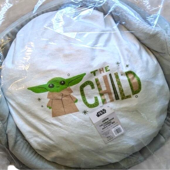 CHEWY Disney Star Wars The Child Pram 
Covered Cat & Dog Bed Small NEW Sealed - Picture 2 of 5